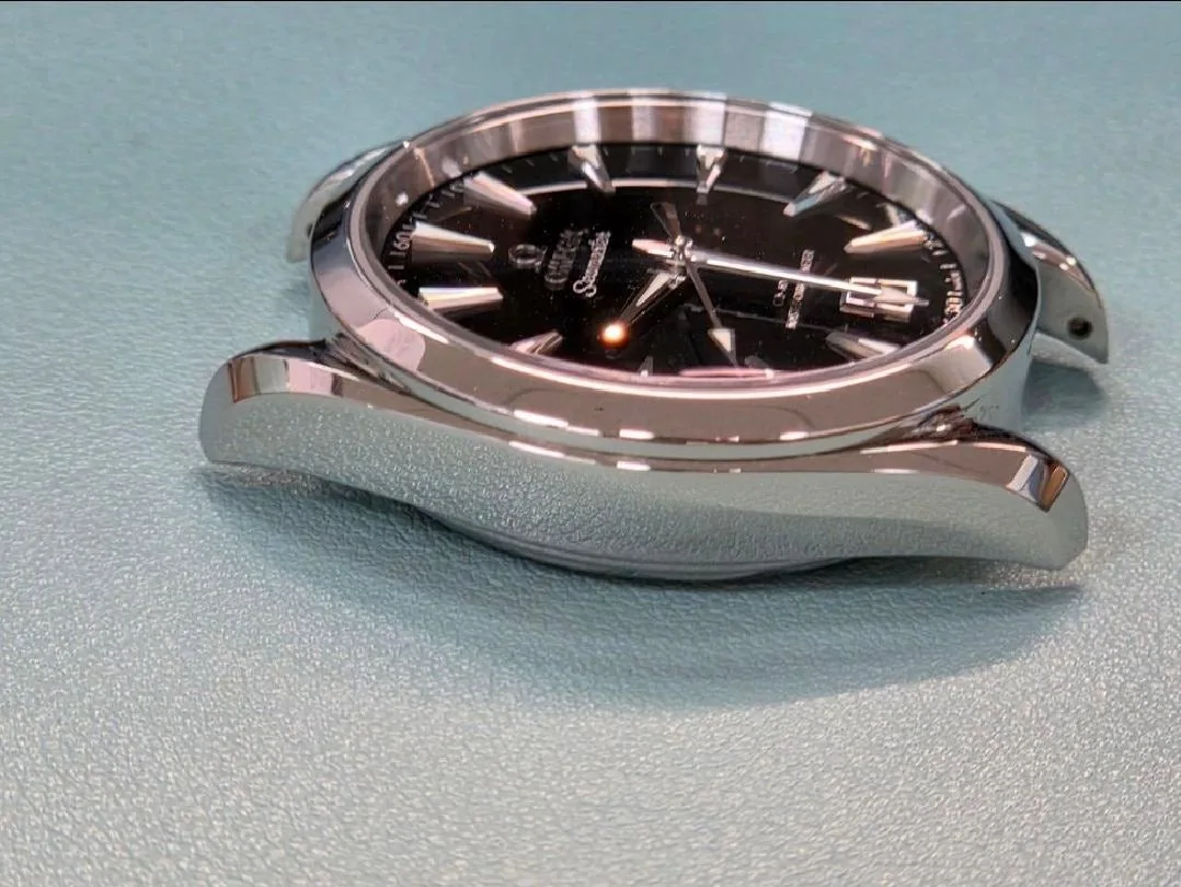 오메가 아쿠아테라 블랙래커 38mm 2024 사진 5