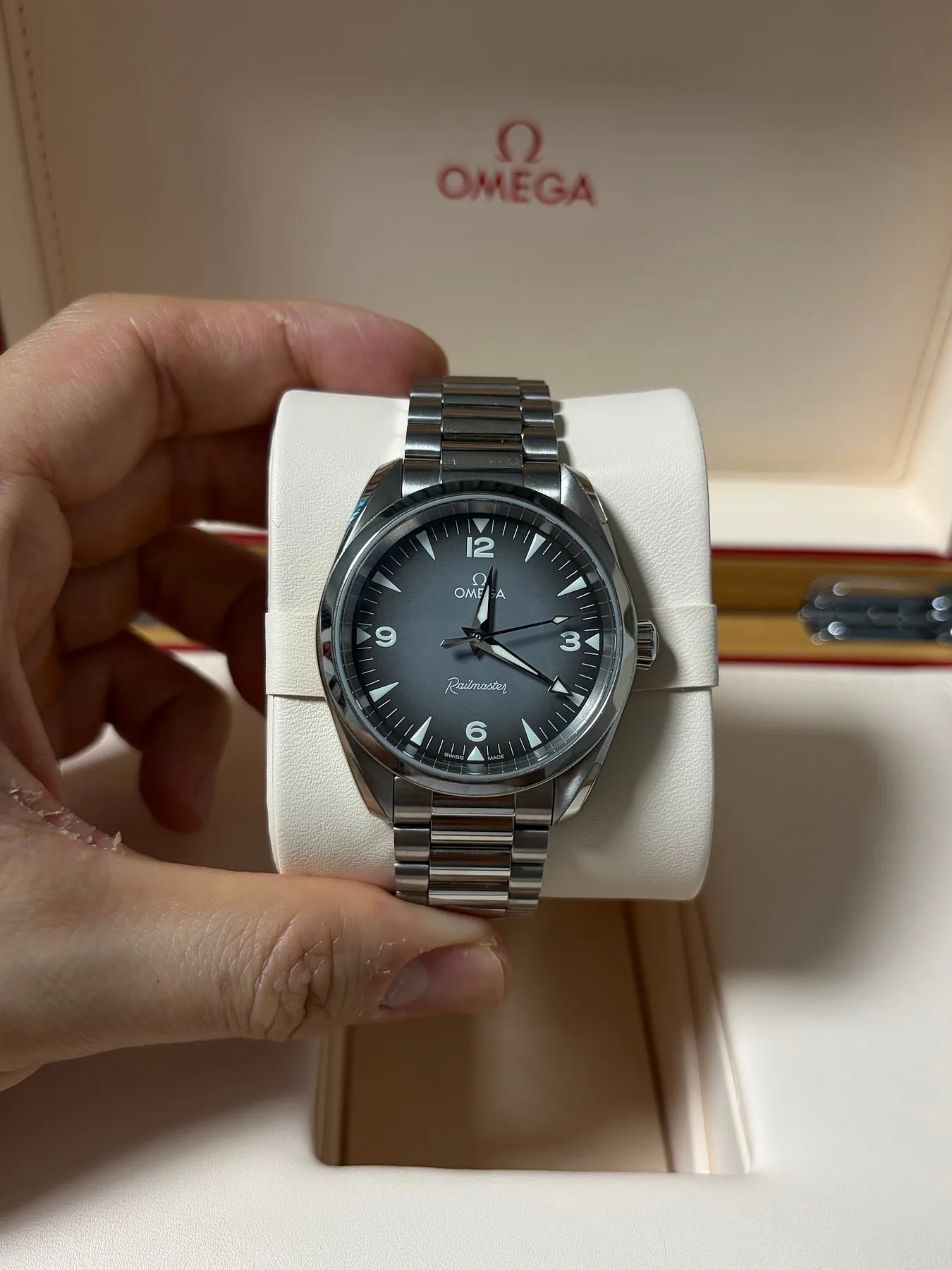 오메가 씨마스터 레일마스터 신형 38mm 2025 사진 1