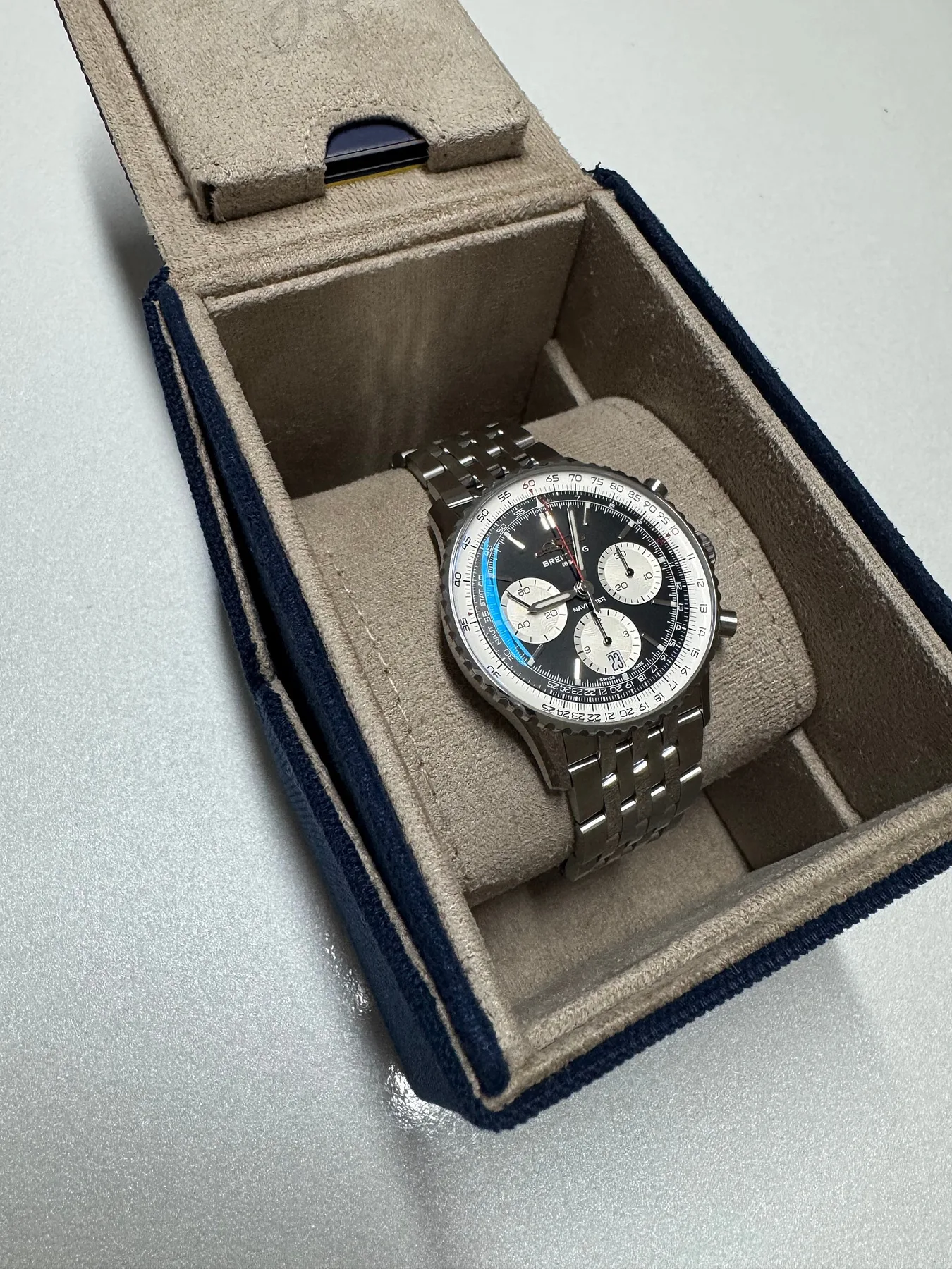 브라이틀링 네비타이머 41mm 2023 사진 8