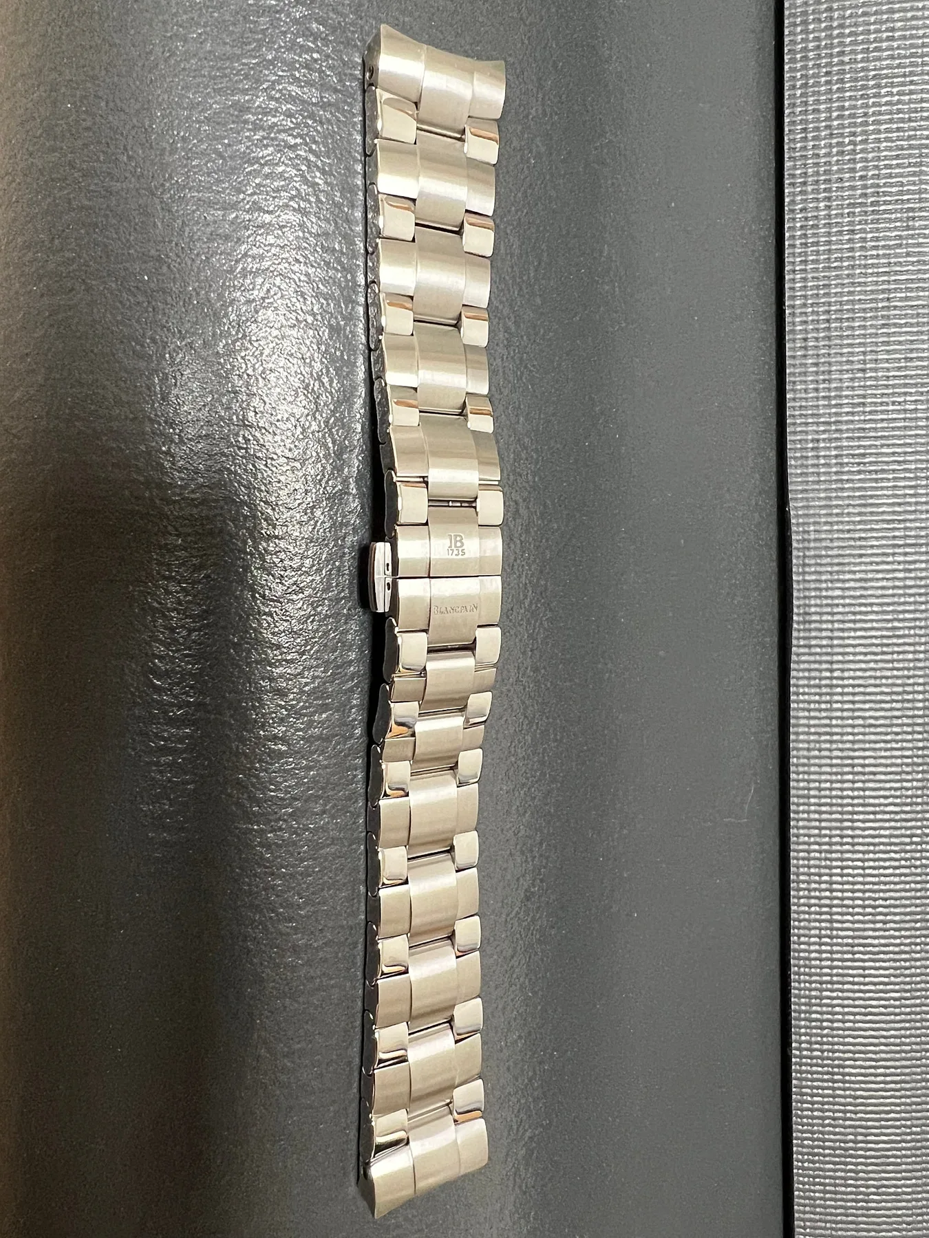 블랑팡 피프티패덤즈 38.2mm 검판 스틸 브레이슬릿 2026 사진 2