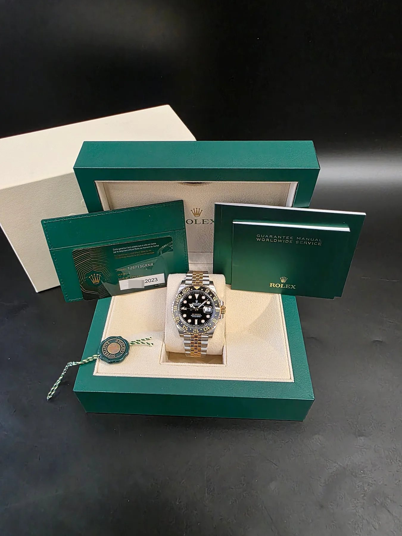 롤렉스 GMT 마스터2 40mm 검판 옐로우골드 콤비 (꿀벌) 2023 사진 3