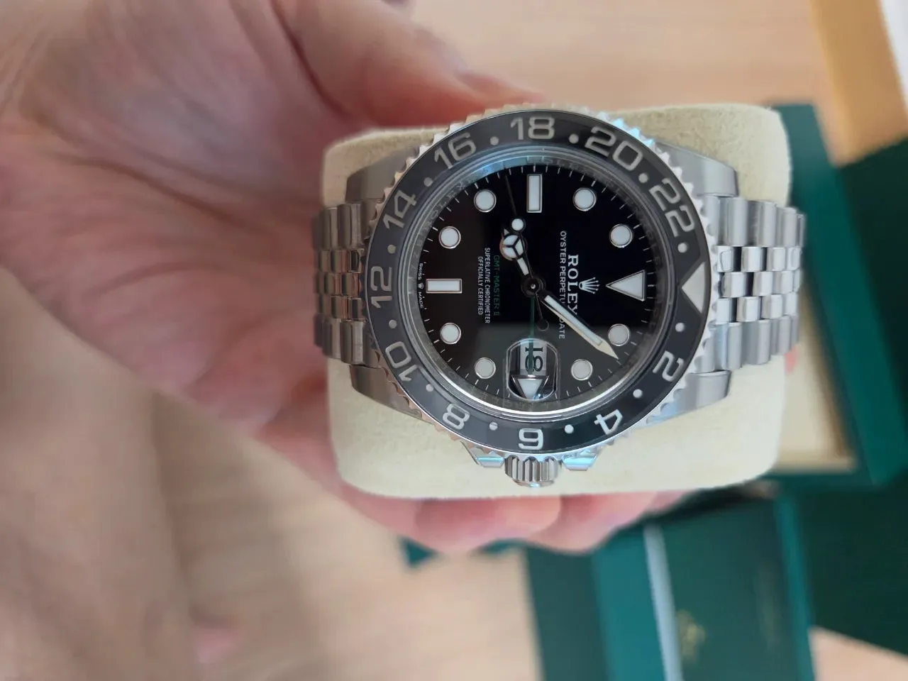 롤렉스 GMT Master 2 126710GRNR 2025 사진 2