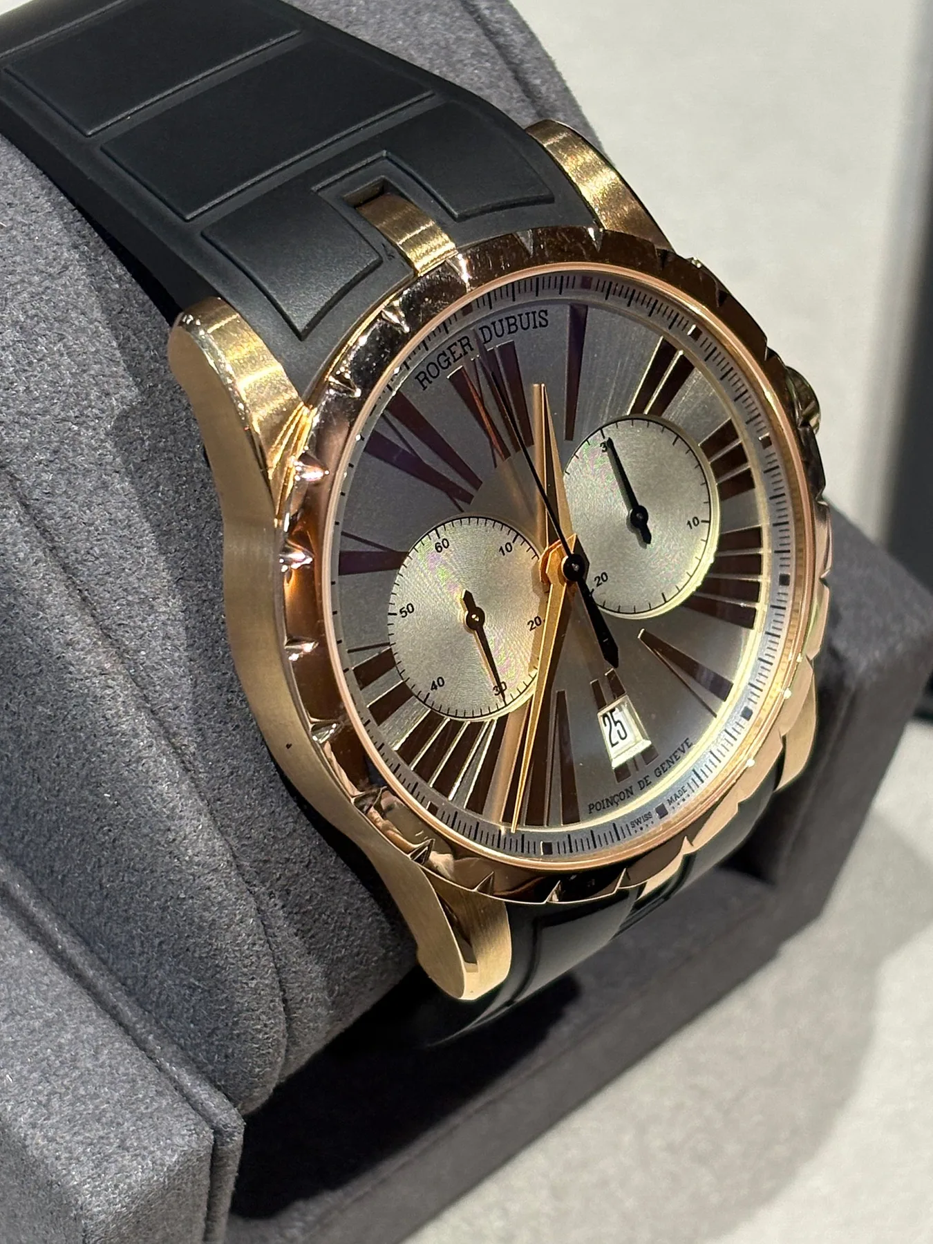 로저드뷔 엑스칼리버 크로노그래프 42mm 2014 사진 3