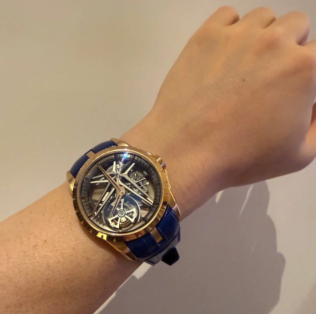 로저드뷔 스켈레톤 엑스칼리버 신형 모노 투르비옹 골드 42mm 2021 사진 1