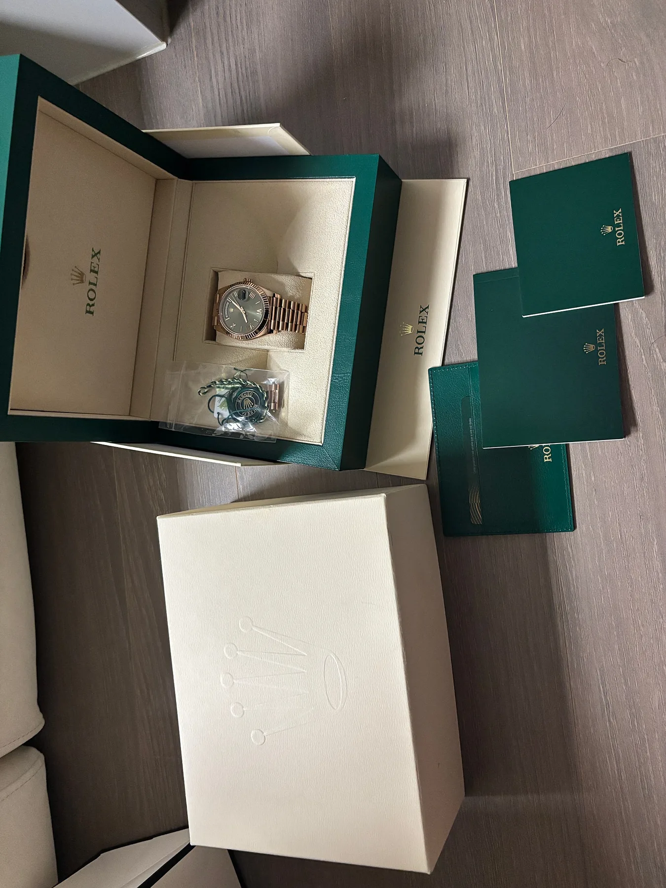 롤렉스 데이데이트 올리브그린 228235 2023 사진 4