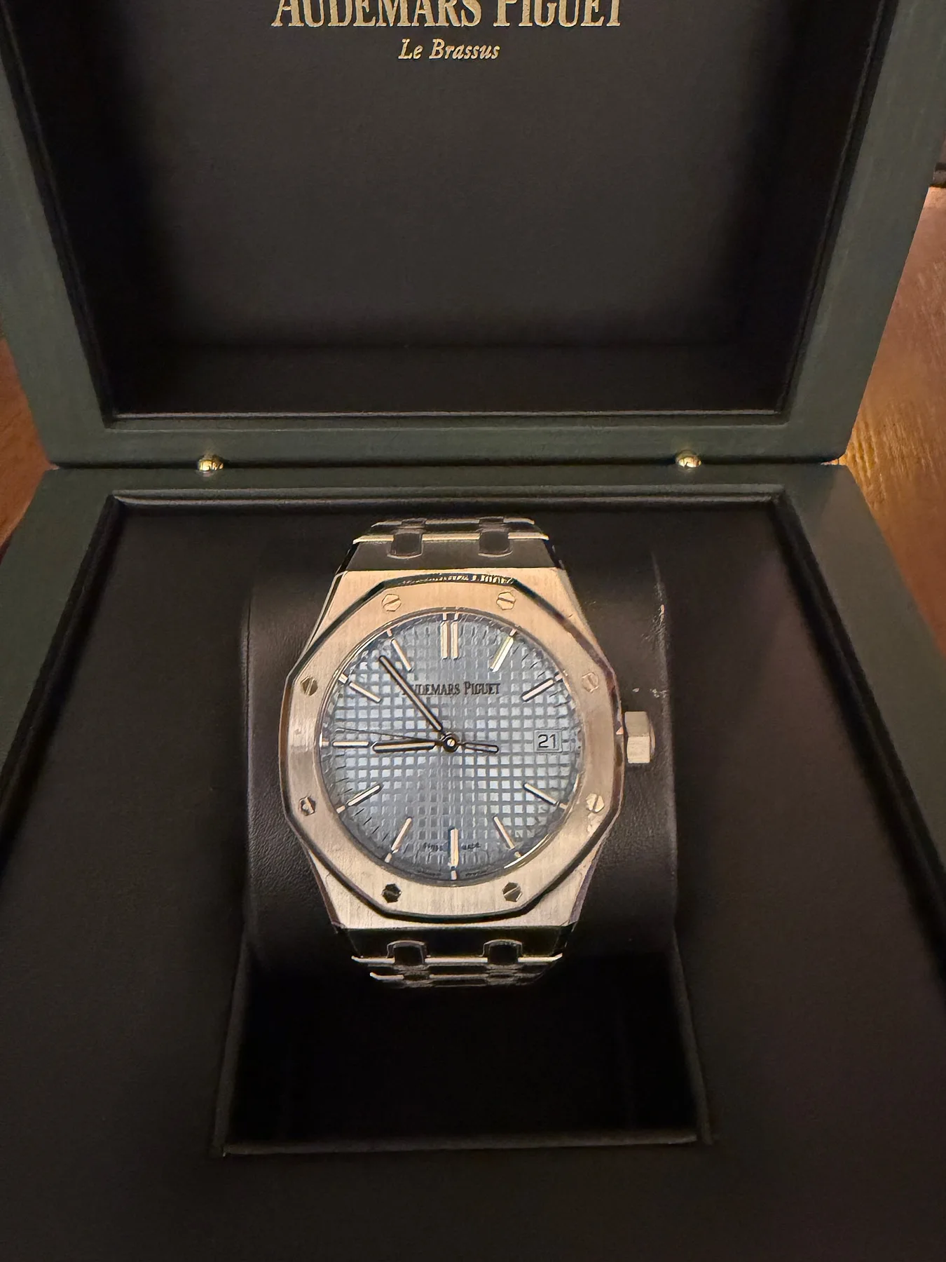 오데마피게 로얄오크 15550ST 스카이블루 37mm 2026 사진 3