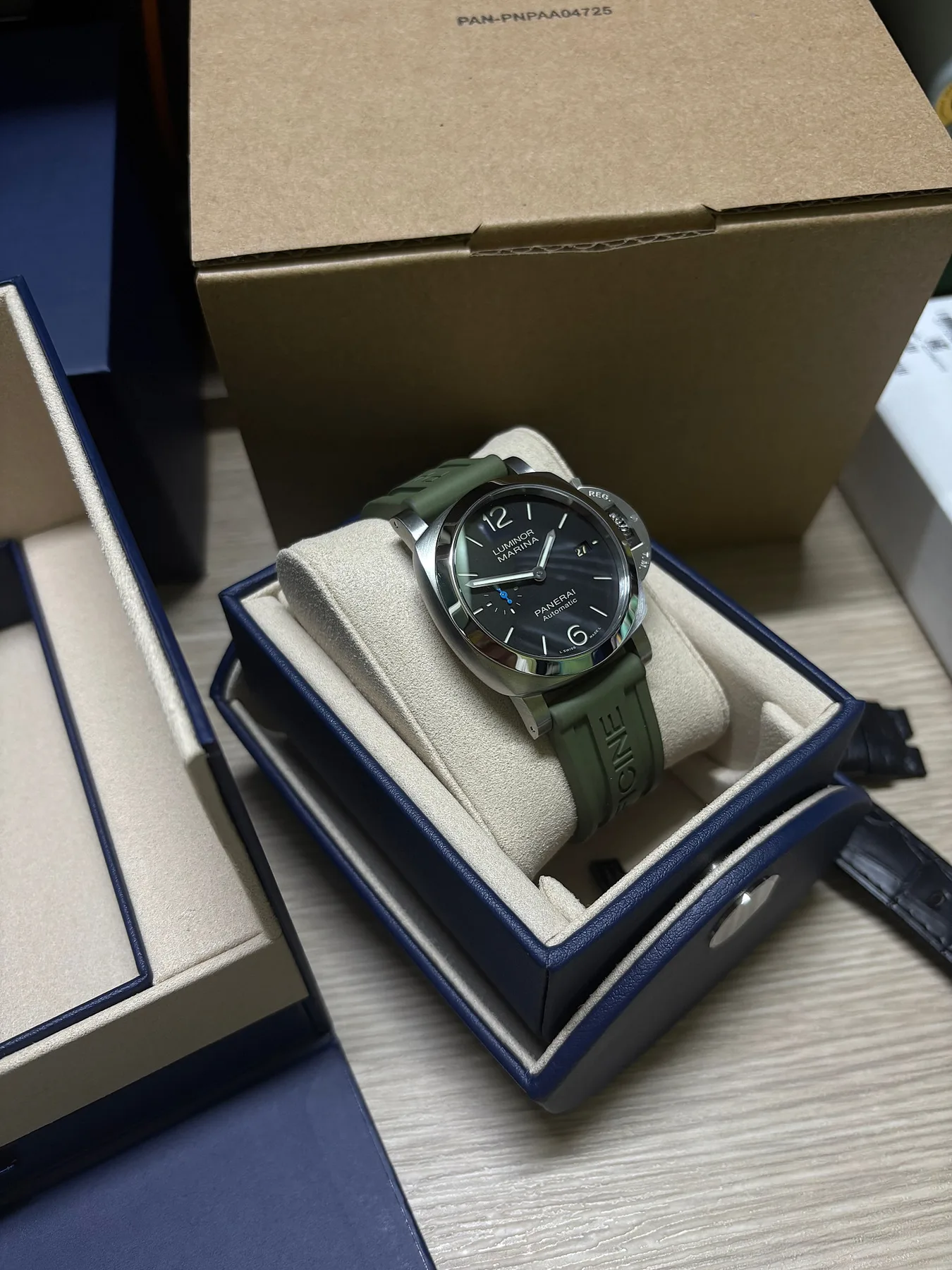 파네라이 루미노르 쿼란타40mm PAM01372 2026 사진 2