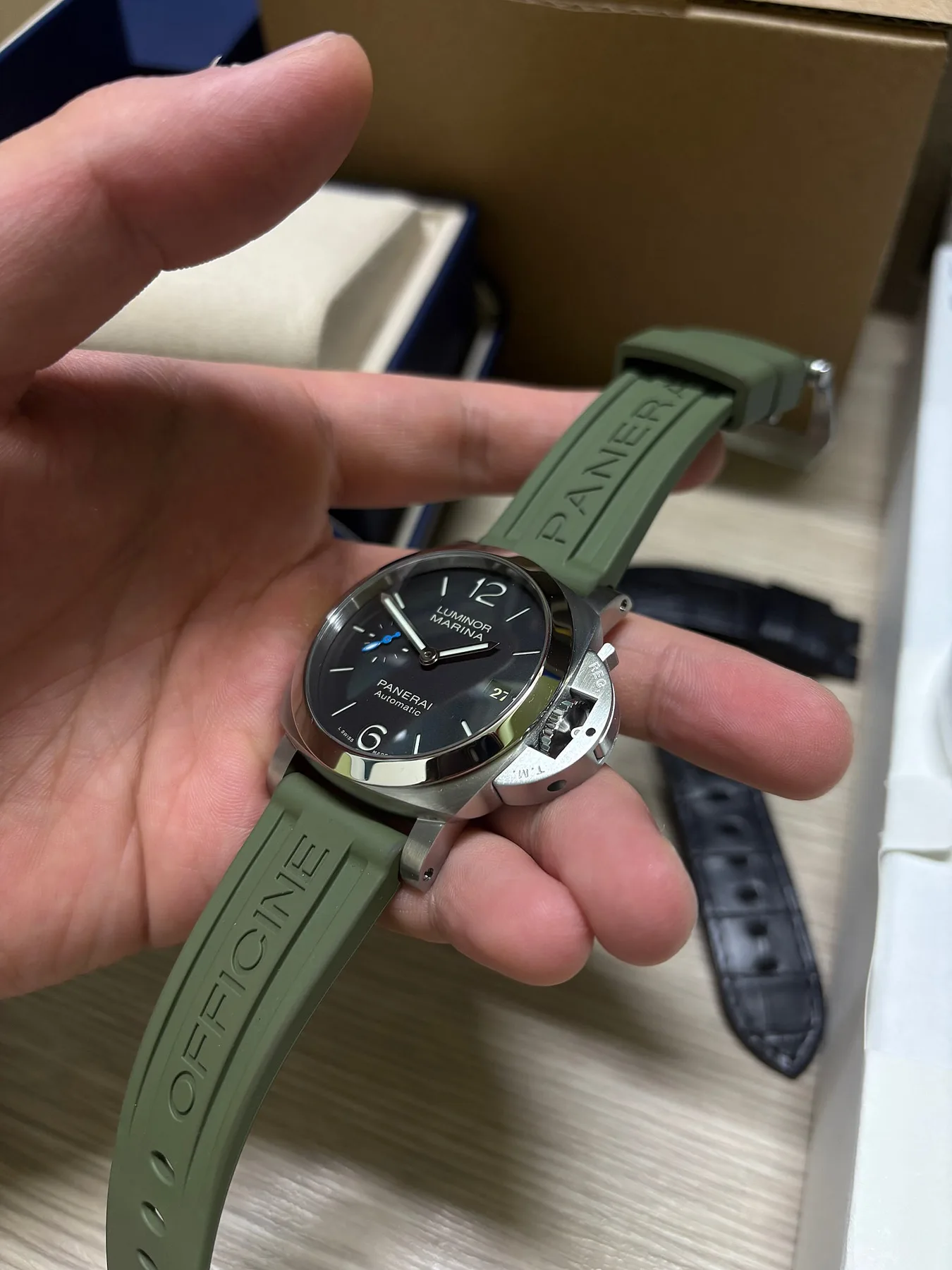 파네라이 루미노르 쿼란타40mm PAM01372 2026 사진 3