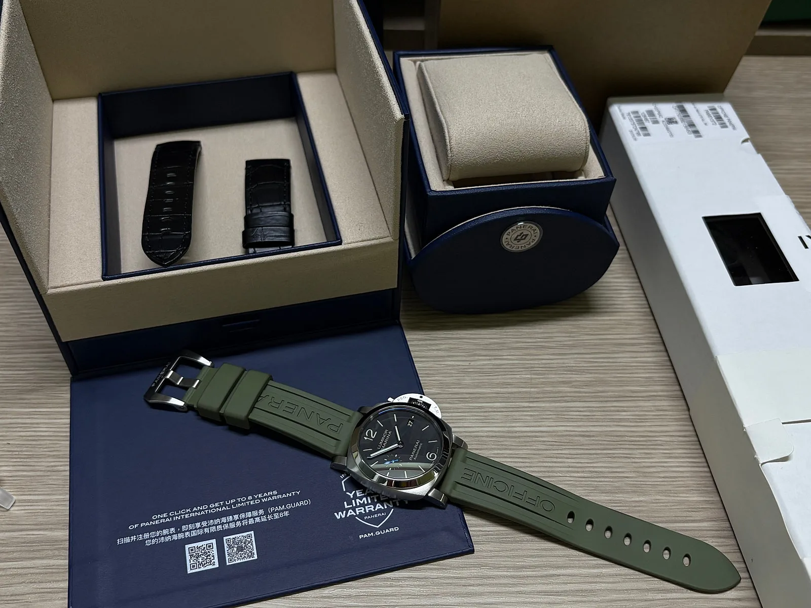 파네라이 루미노르 쿼란타40mm PAM01372 2026 사진 8