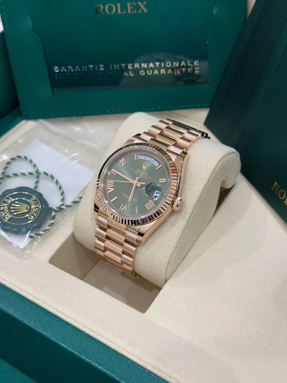 롤렉스 데이데이트 36mm 올리브그린 로즈골드 128235 2025 사진 5