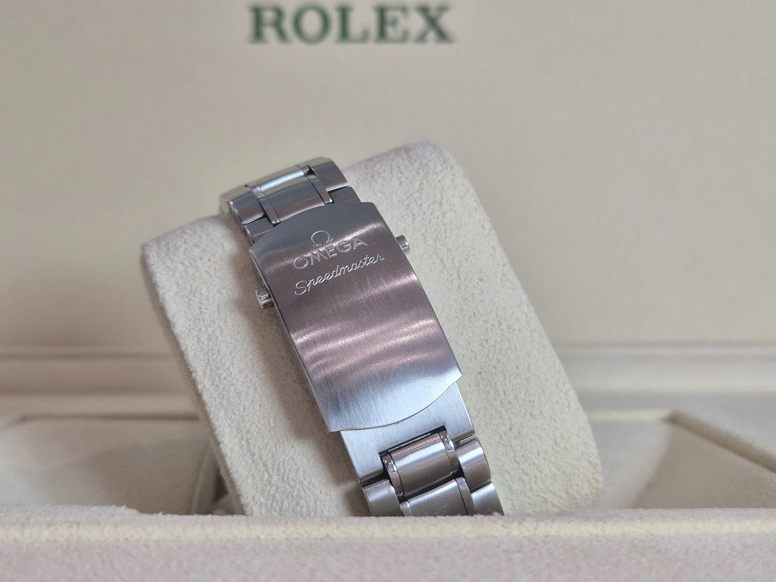 오메가 스피드마스터 검판 팬더 레이싱 40mm 2022 사진 4