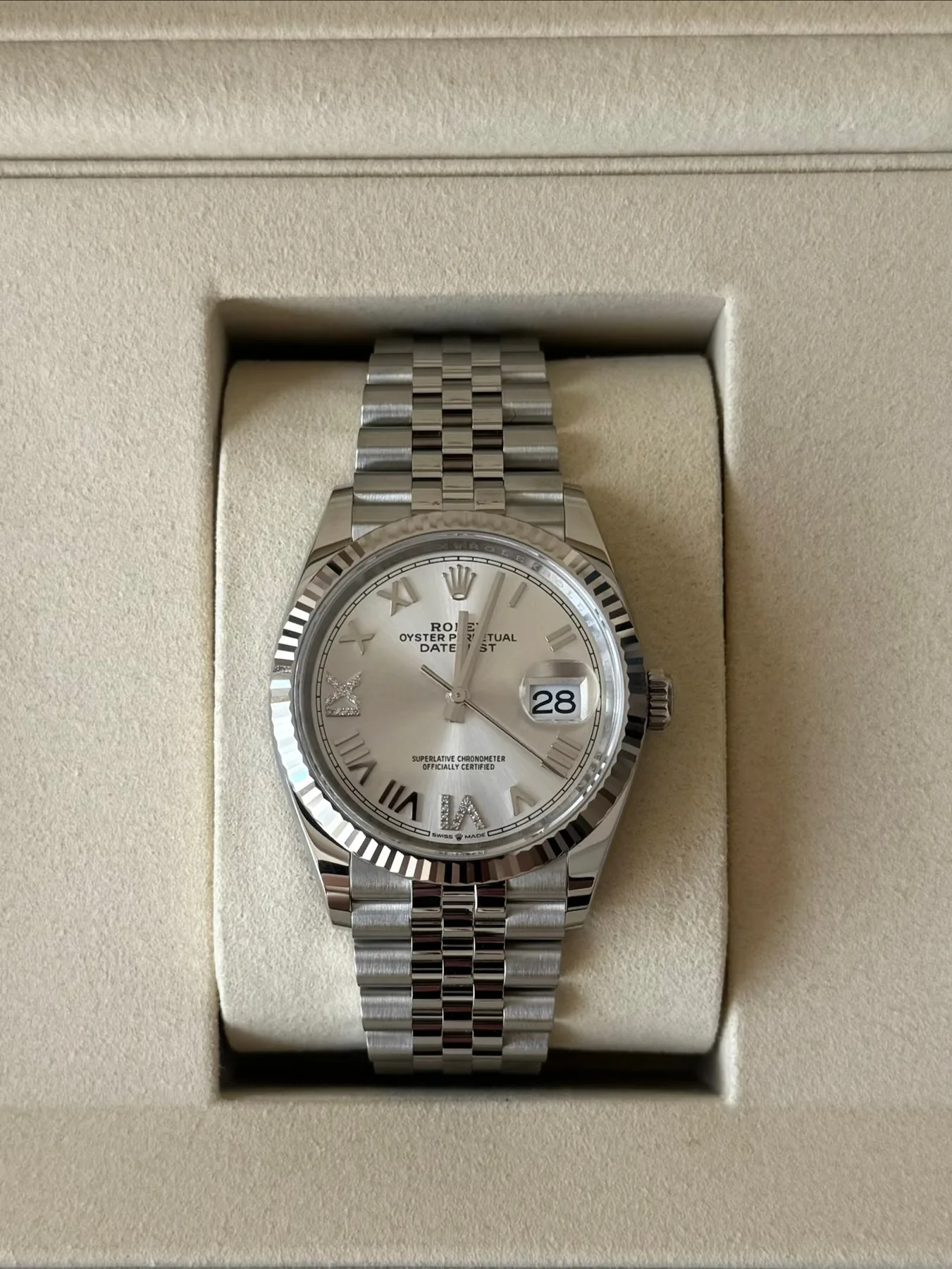롤렉스 Datejust 126234 Sans Serif Silver Dial with 6,9 Diamond 2026 사진 1