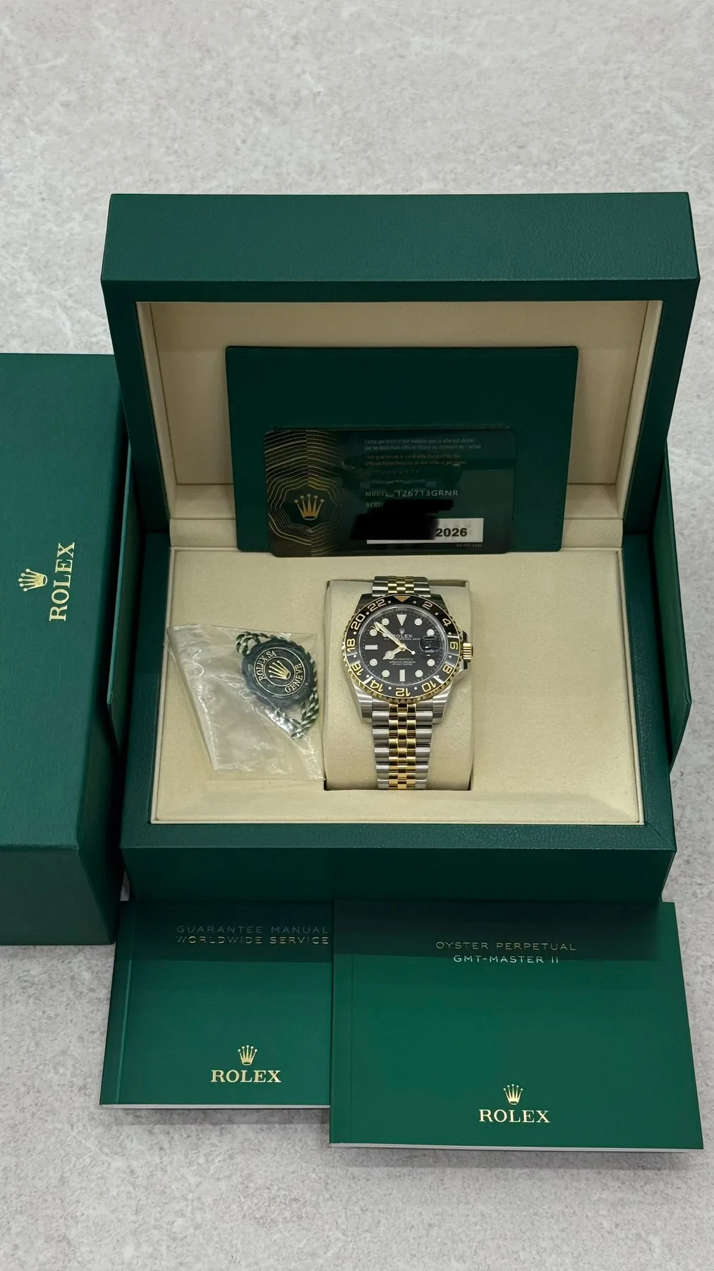 롤렉스 GMT 마스터 II 126713GRNR 타이거 꿀벌 2026 사진 5