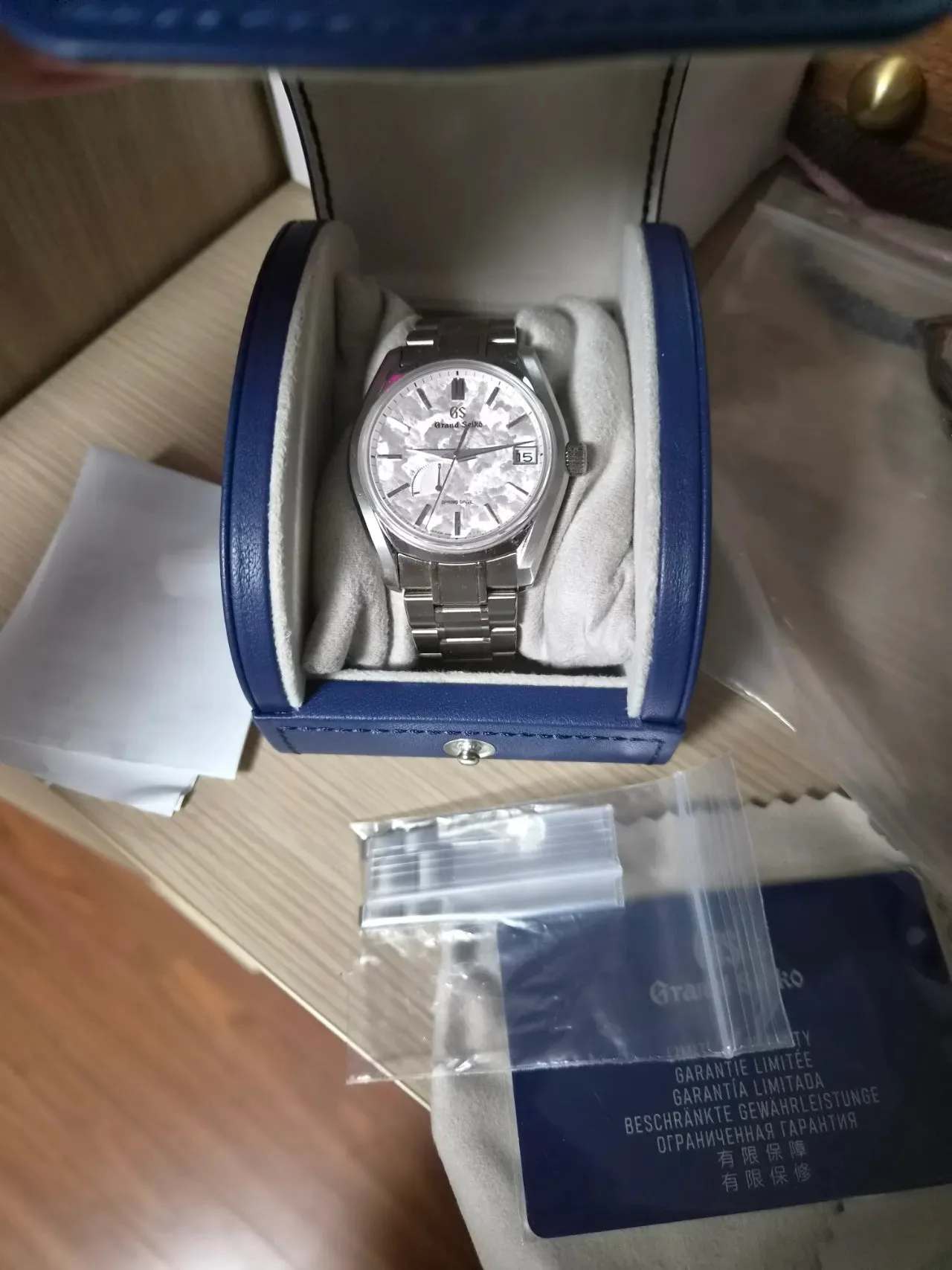 그랜드세이코 춘분 SBGA443 2026 사진 2