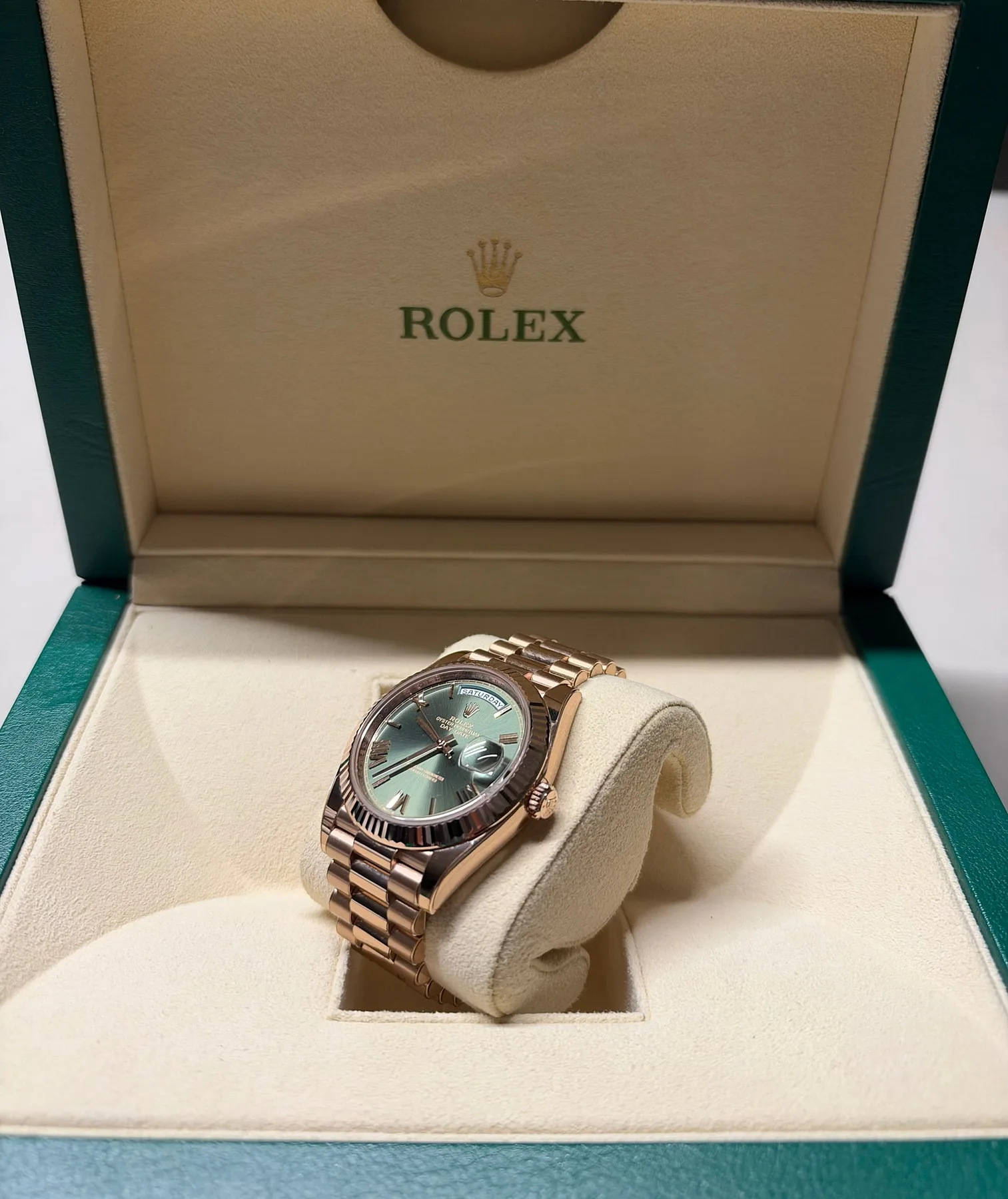 롤렉스 데이데이트 올리브그린 40mm 228235 2024 사진 3