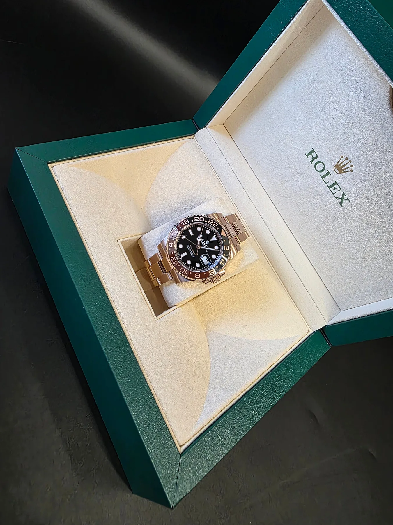 롤렉스 GMT 마스터2 40mm 루트비어 애버로즈 골드 2022 사진 2
