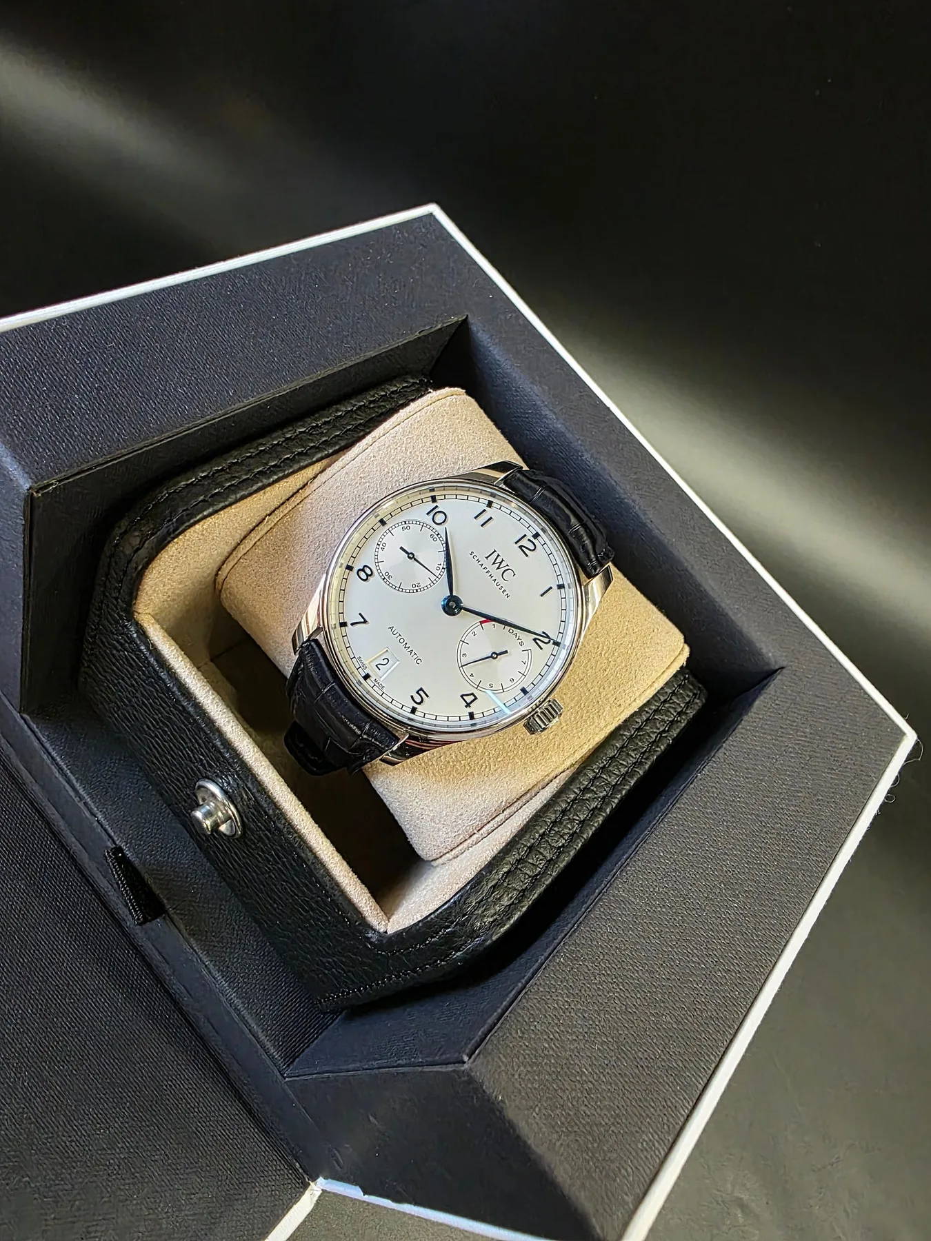 IWC 포르투기저 오토매틱 세븐데이즈 42.3mm 블루핸즈 2023 사진 2