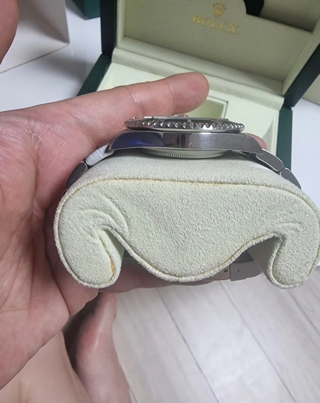 롤렉스 서브마리너 데이트 16610LV 2008 사진 4