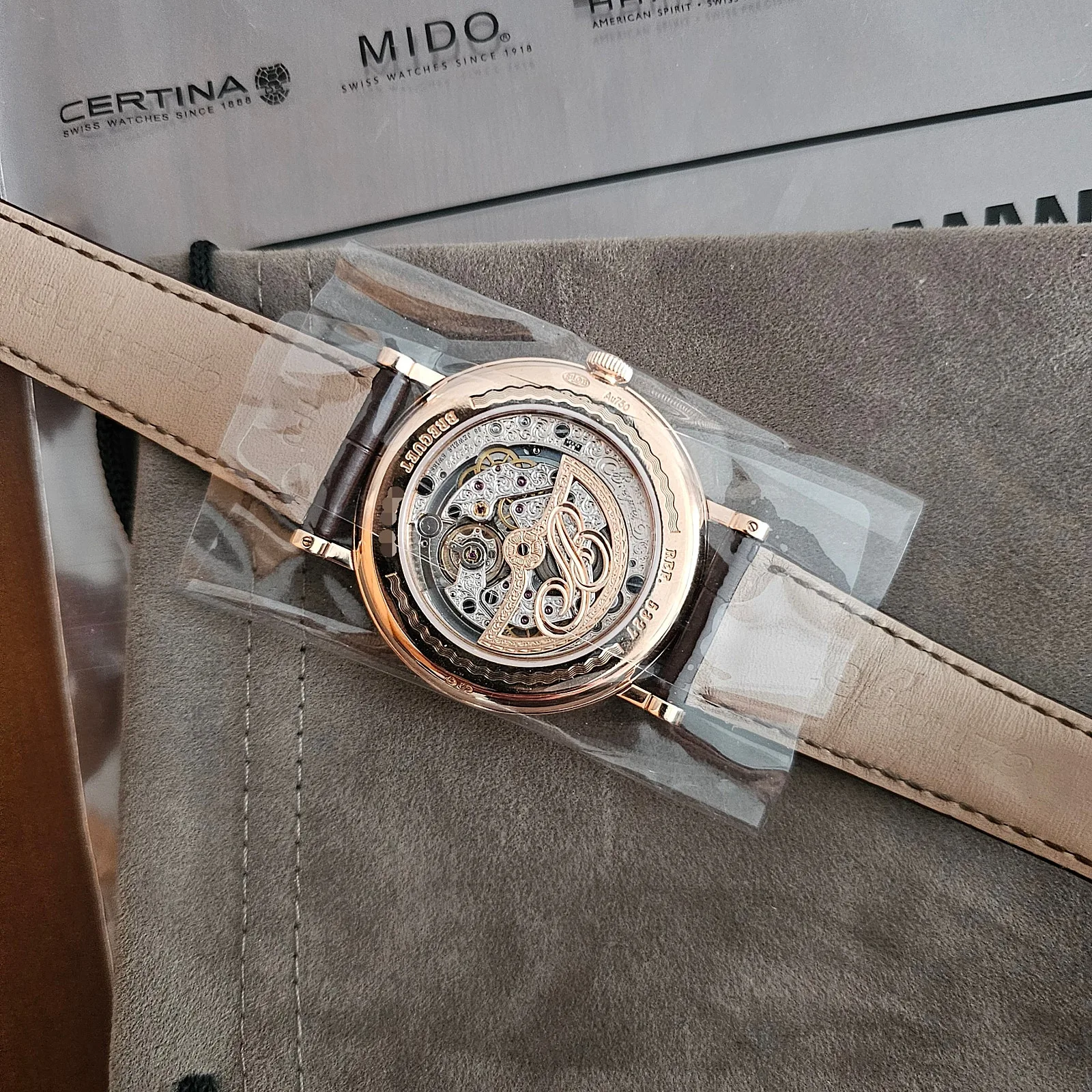 브레게 Classique Quantième Perpétuel ref. 5327BR/1E/9V6 2013 사진 8